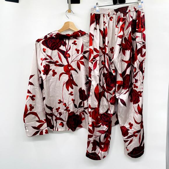 Golden hour Satin Red Flora Pajamas - Picture 6 of 7